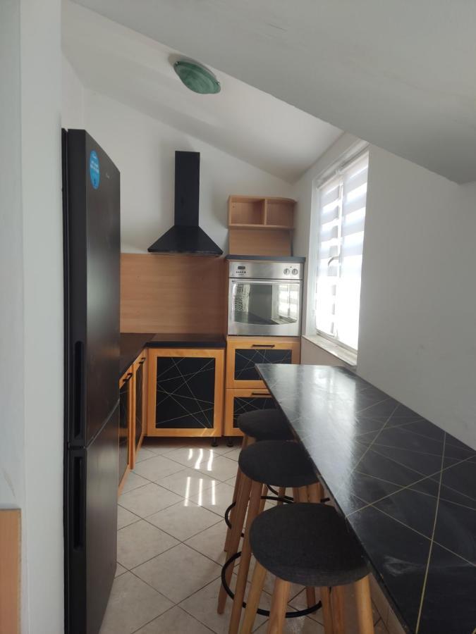 Apartments Villa Dalmatina Vodice Exterior photo