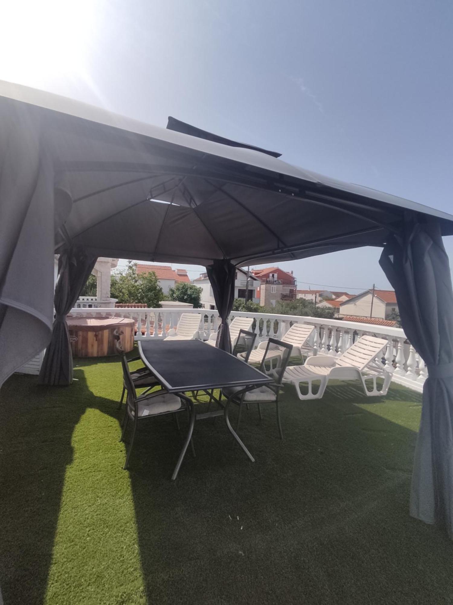 Apartments Villa Dalmatina Vodice Room photo