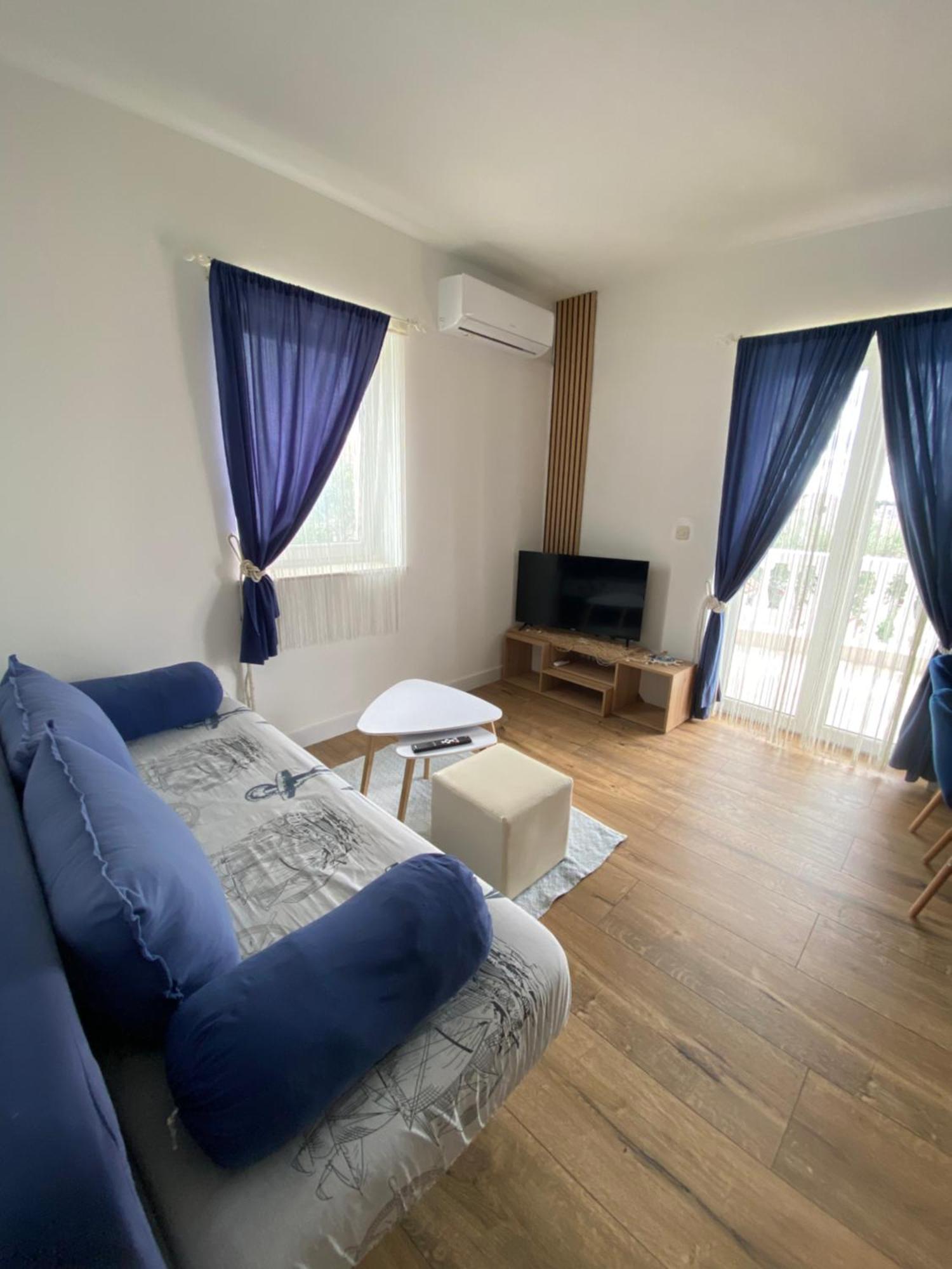 Apartments Villa Dalmatina Vodice Exterior photo